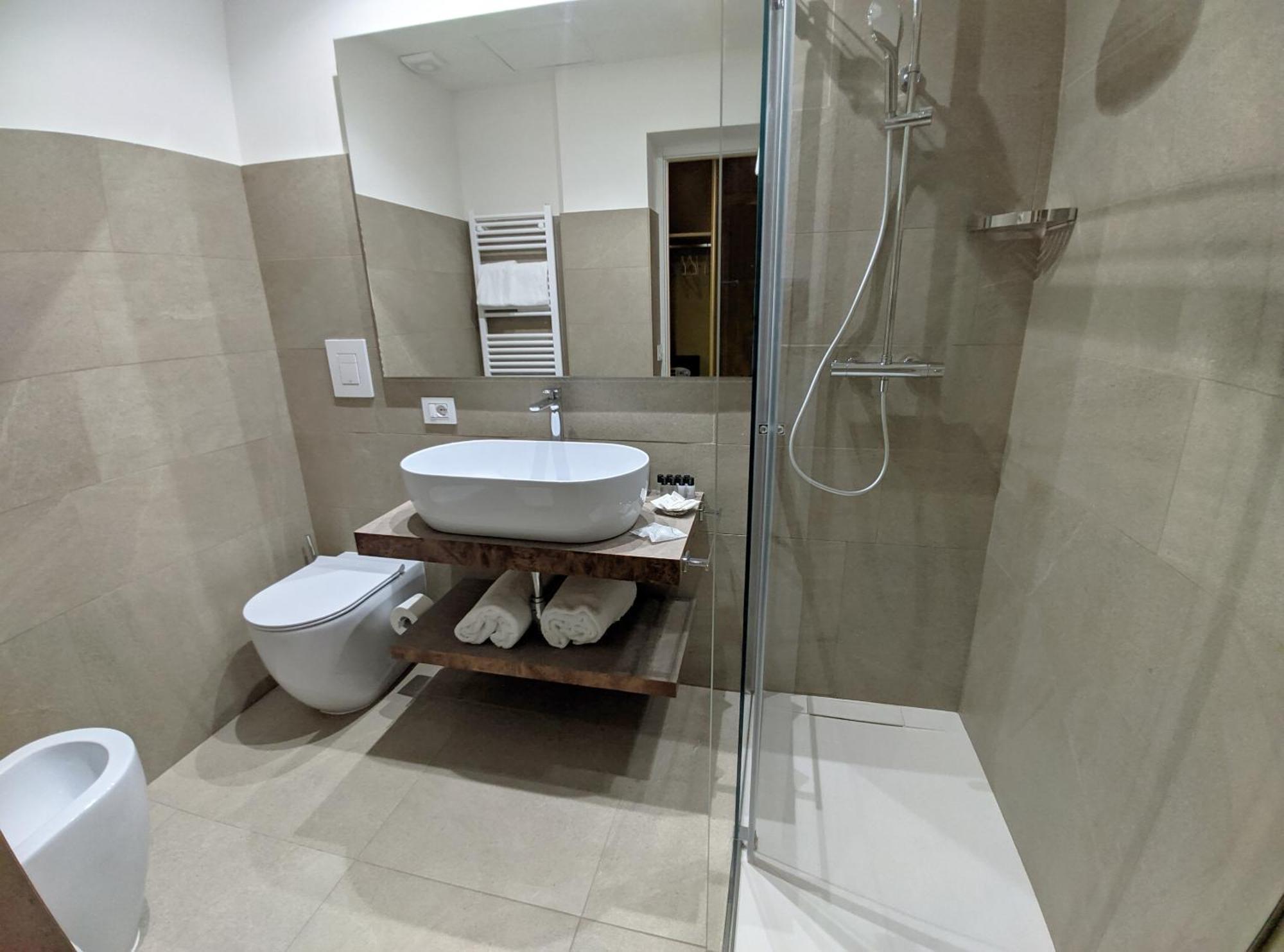 Astom Suites Рим Экстерьер фото
