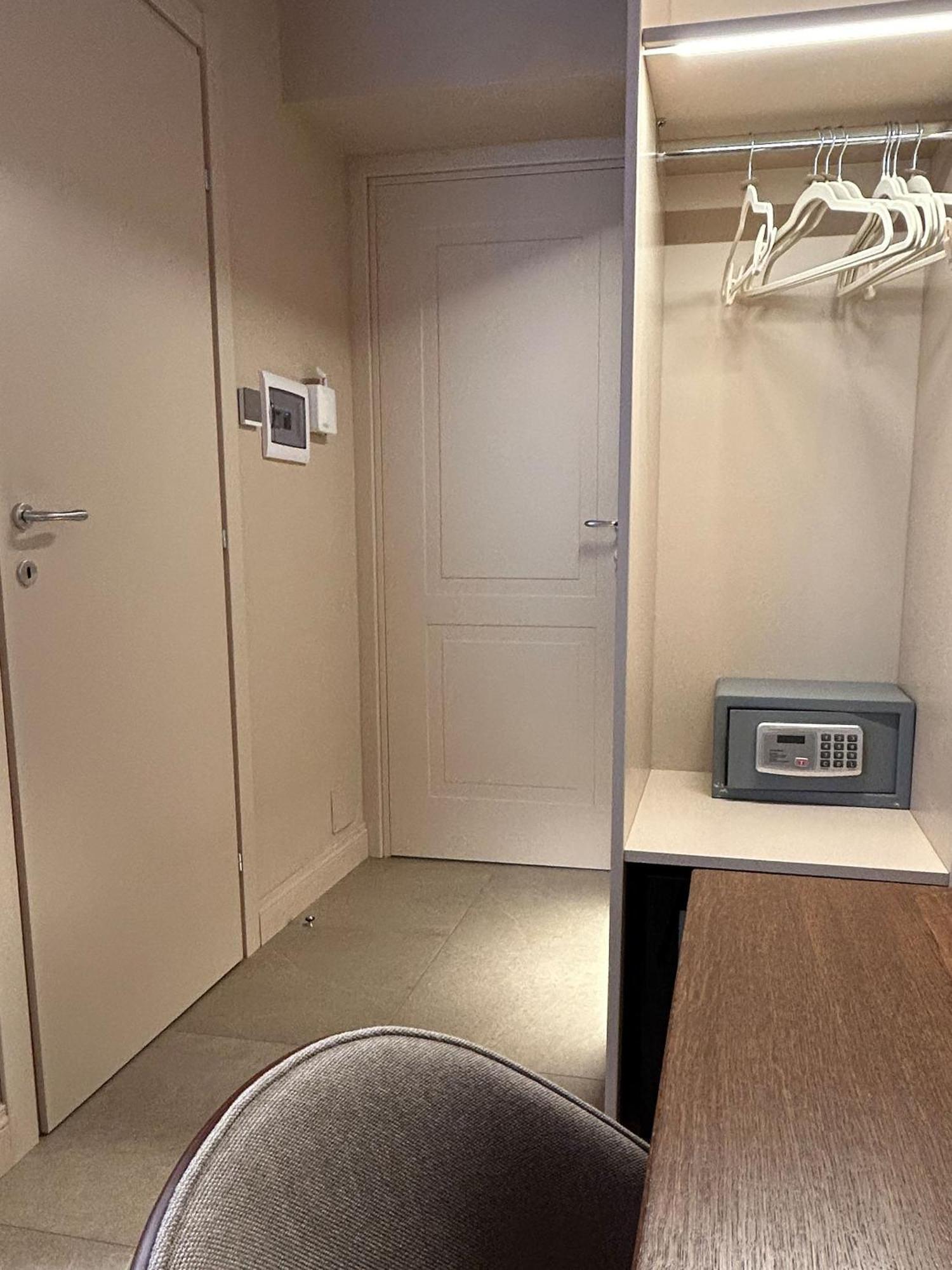 Astom Suites Рим Экстерьер фото