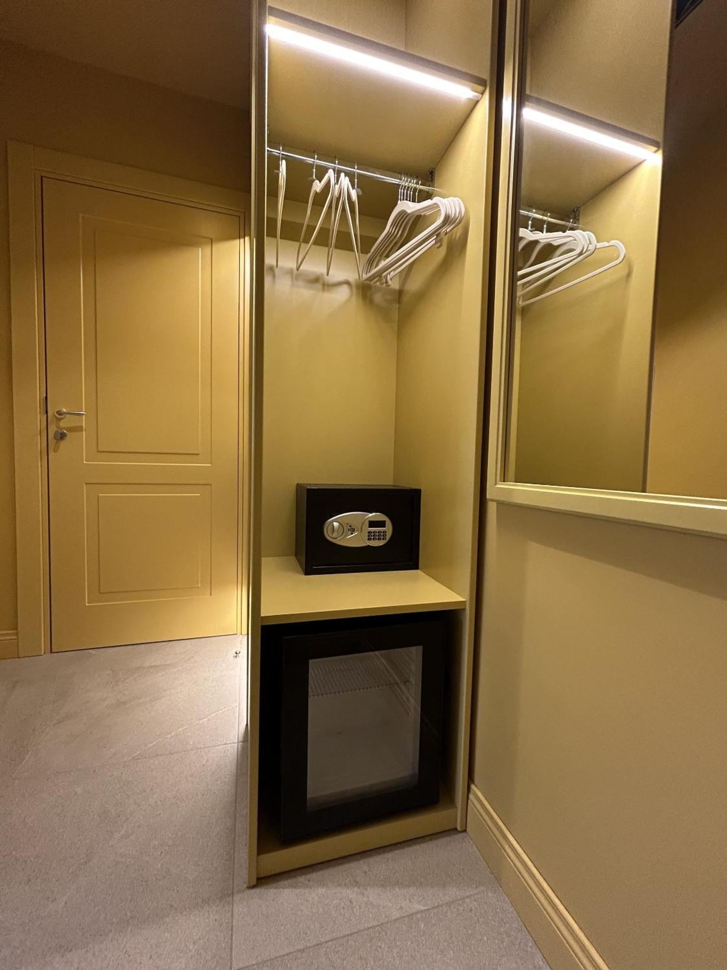 Astom Suites Рим Экстерьер фото