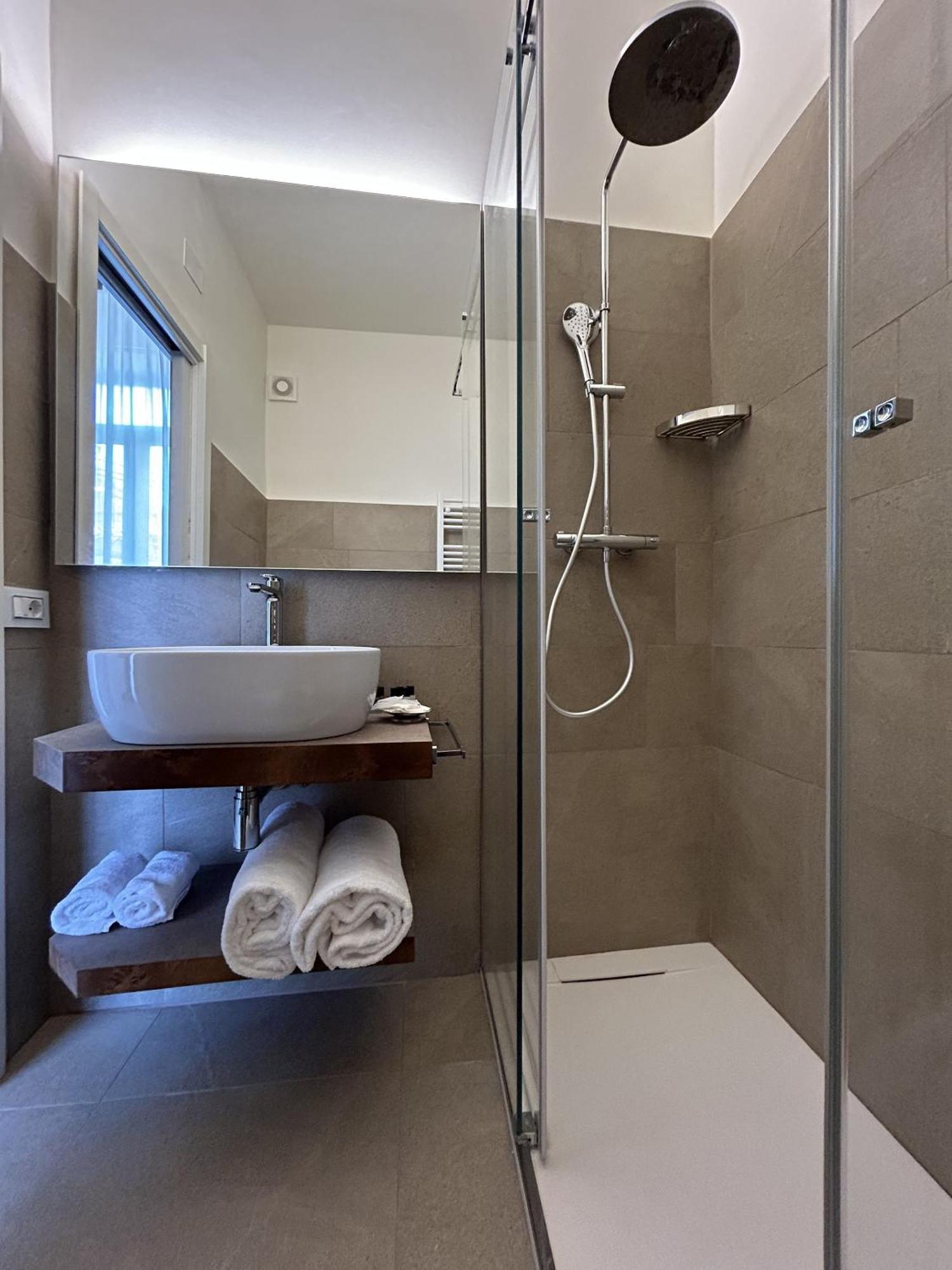 Astom Suites Рим Экстерьер фото