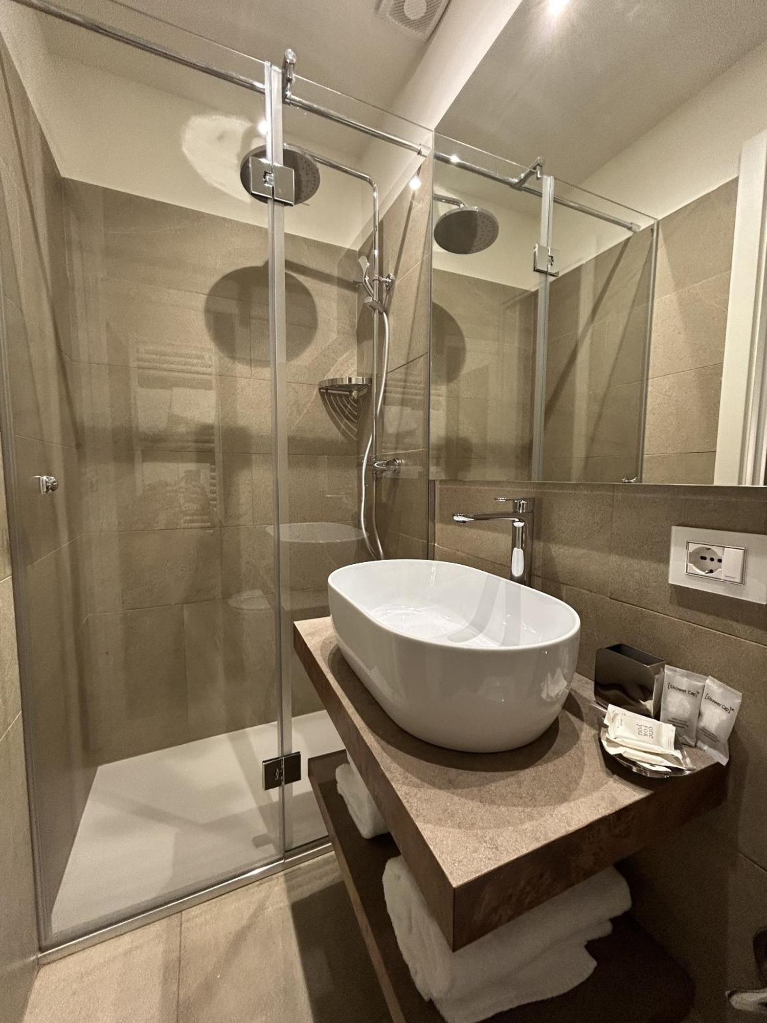 Astom Suites Рим Экстерьер фото